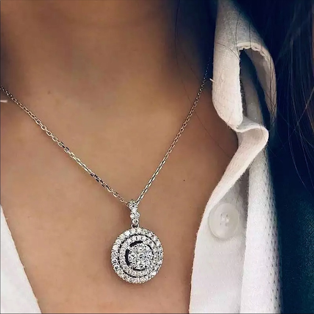 💙Sterling Silver Round Pendant Necklace - Picture 2 of 3